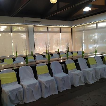Moonbay Marina The Villas Olongapo Zewnętrze zdjęcie