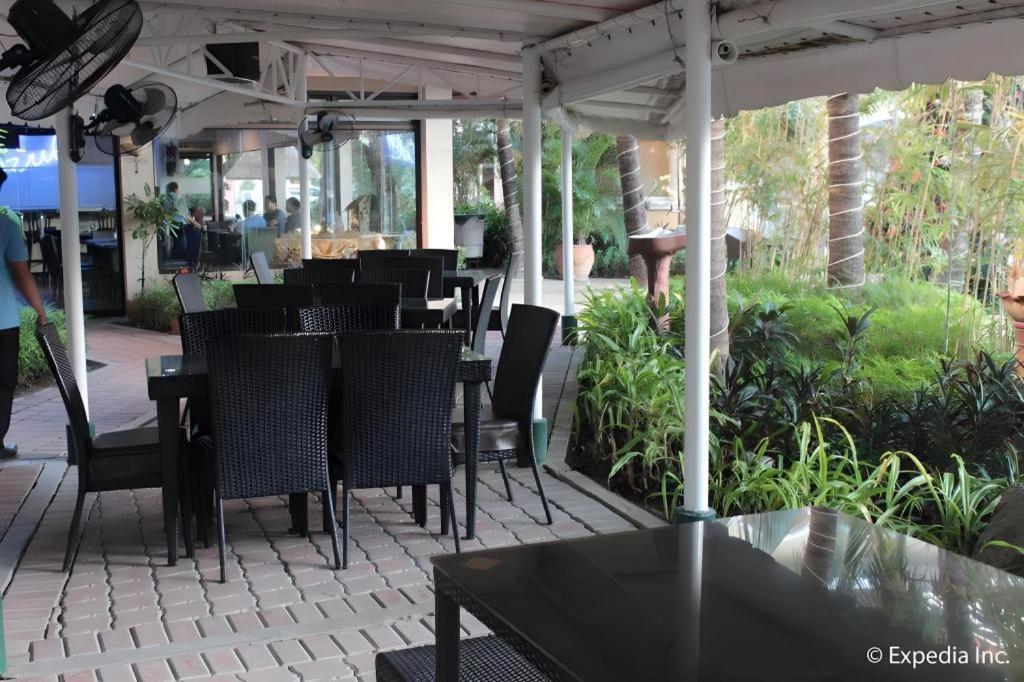 Moonbay Marina The Villas Olongapo Zewnętrze zdjęcie