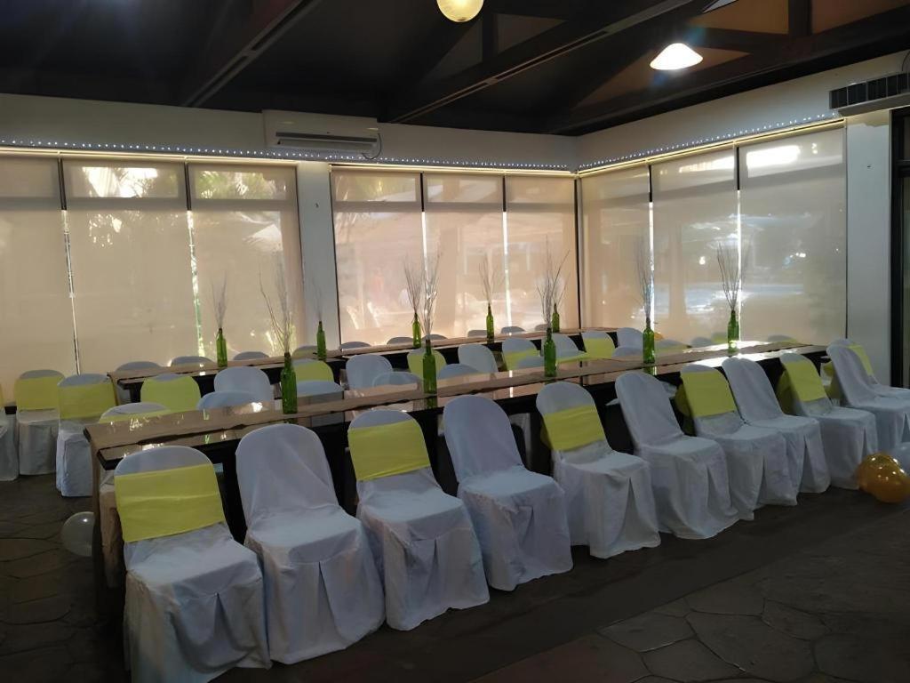 Moonbay Marina The Villas Olongapo Zewnętrze zdjęcie