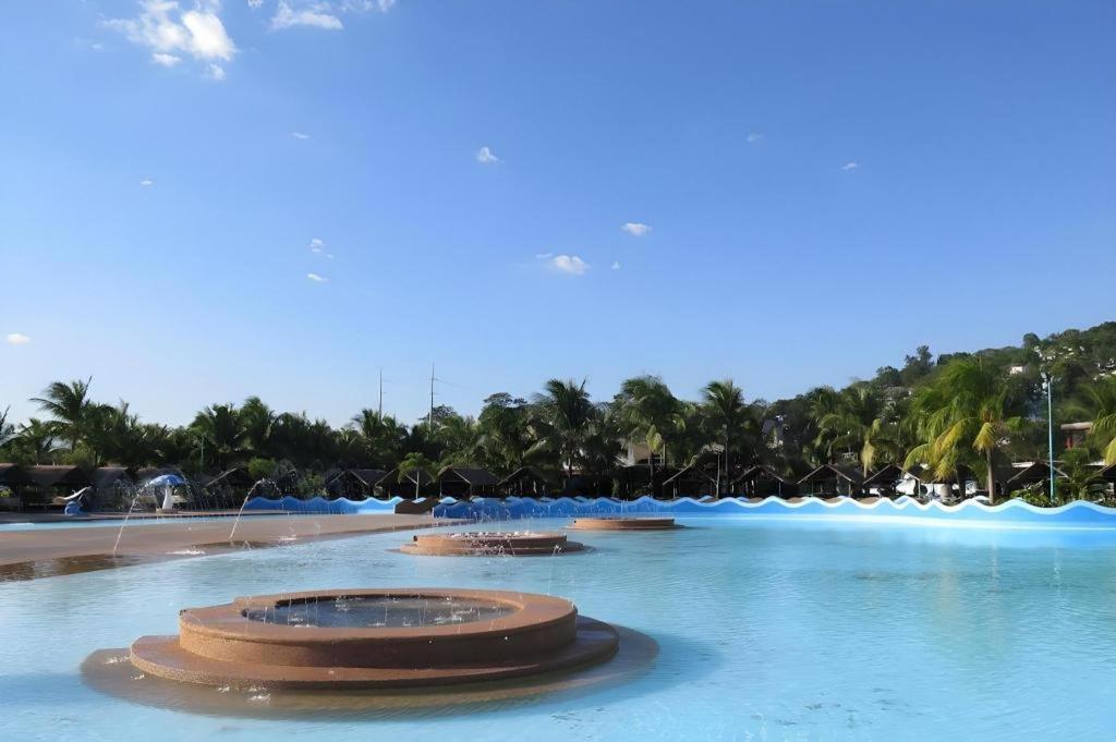 Moonbay Marina The Villas Olongapo Zewnętrze zdjęcie